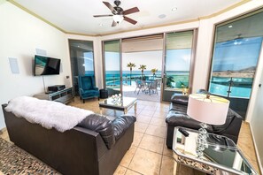 TV - Esmeralda Beach Resort 2 Bedrooms Condo B 203 (Puerto Peñasco)