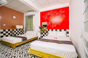 Colchones con efecto memoria, minibar y decoración personalizada