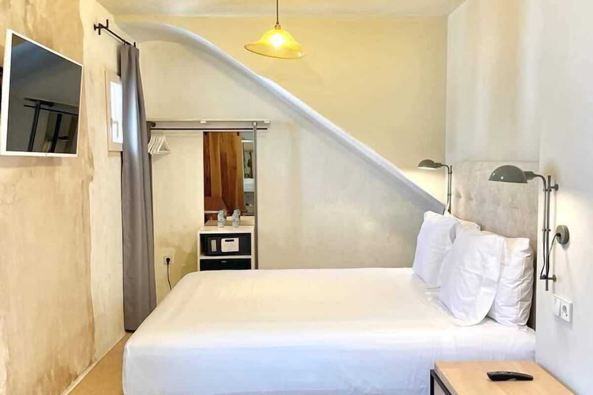 Habitación doble estandar | 1 habitación, edredón y camas con efecto memoria