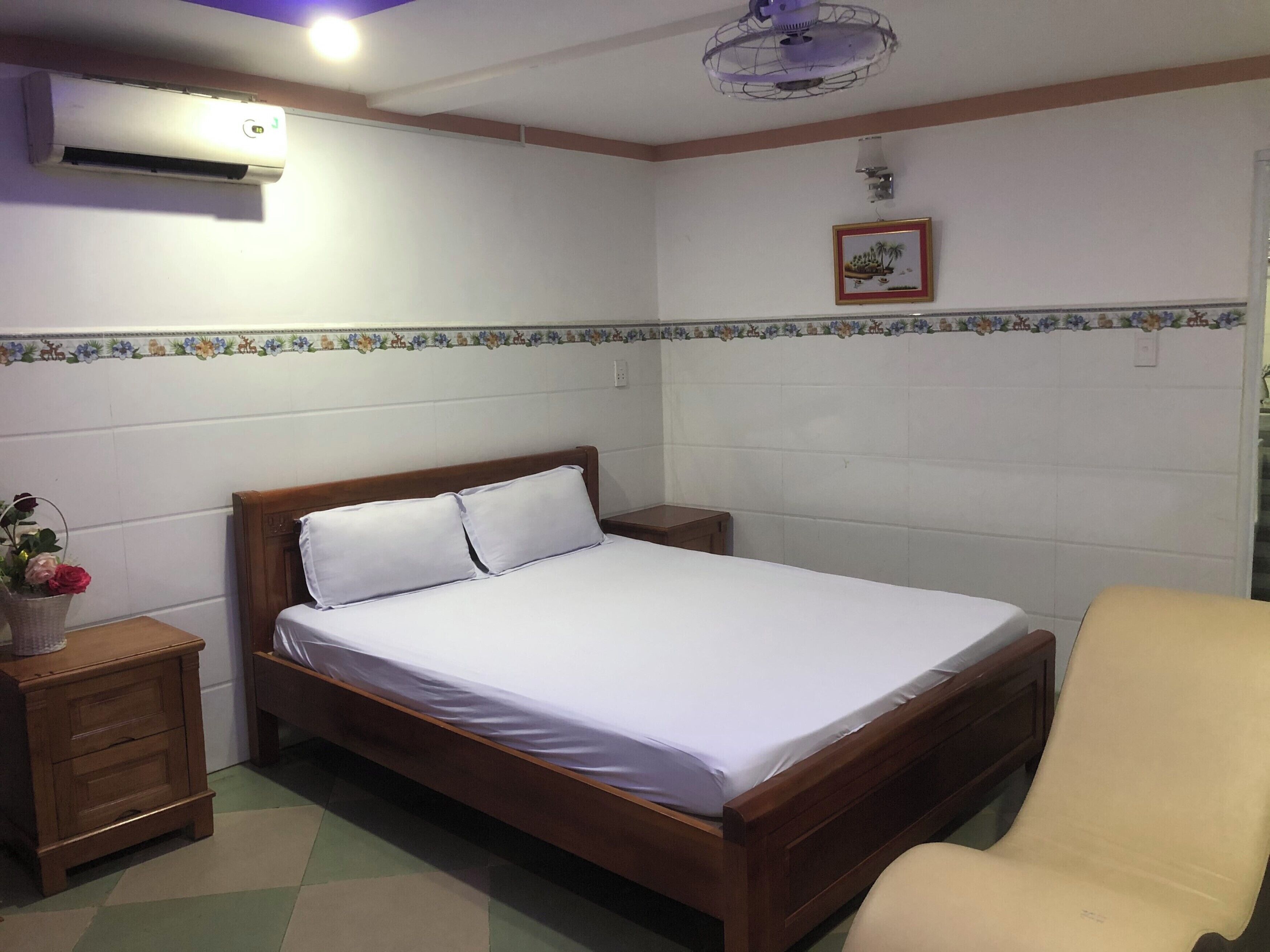 Escrivaninha, Wi-Fi de cortesia, roupa de cama