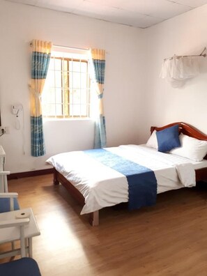 Habitación doble superior | Escritorio, wifi gratis y ropa de cama 