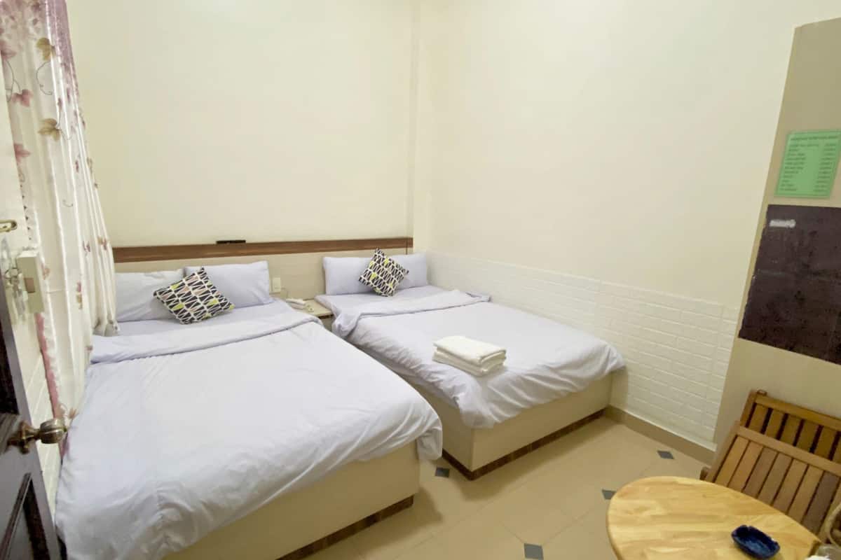 Superior Room | Desk, free WiFi, bed sheets