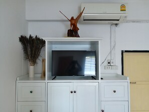 Standard Double Room | Free WiFi, bed sheets - Chang Hostel Suvarnabhumi (Bangkok)