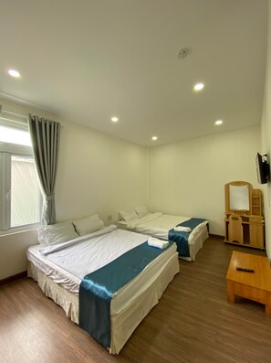 Superior Quadruple Room - Minh Phu 2 Hotel (Da Lat)