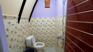 Bungalow | Phòng tắm | Buồng tắm vòi sen