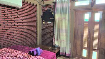 Bungalow, Pool View | 1 bedroom, desk, free WiFi, bed sheets