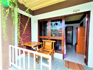 Bungalow, Pool View | 1 bedroom, desk, free WiFi, bed sheets - Bungalow Etnik (Kebumen)
