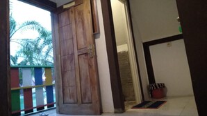 Standard Room - Bungalow Suwuk River View (Tambakmulya)