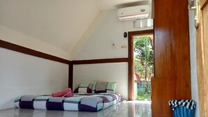 Superior Room - Bungalow Suwuk River View (Tambakmulya)