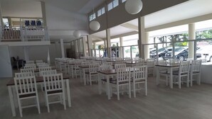 Lobby - Resort Agrowisata Perkebunan Tambi by Zuzu (Kejajar)