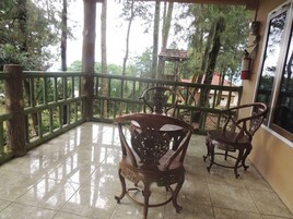 Villa, 2 Bedrooms | Bed sheets