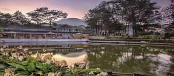 Resort Agrowisata Perkebunan Tambi by Zuzu