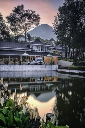 Exterior - Resort Agrowisata Perkebunan Tambi by Zuzu (Kejajar)