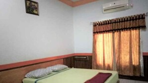 Unclassified image, 3 of 16, button - Hotel Lizha (Tenggarong)
