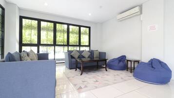 Khu tiếp khách ở sảnh