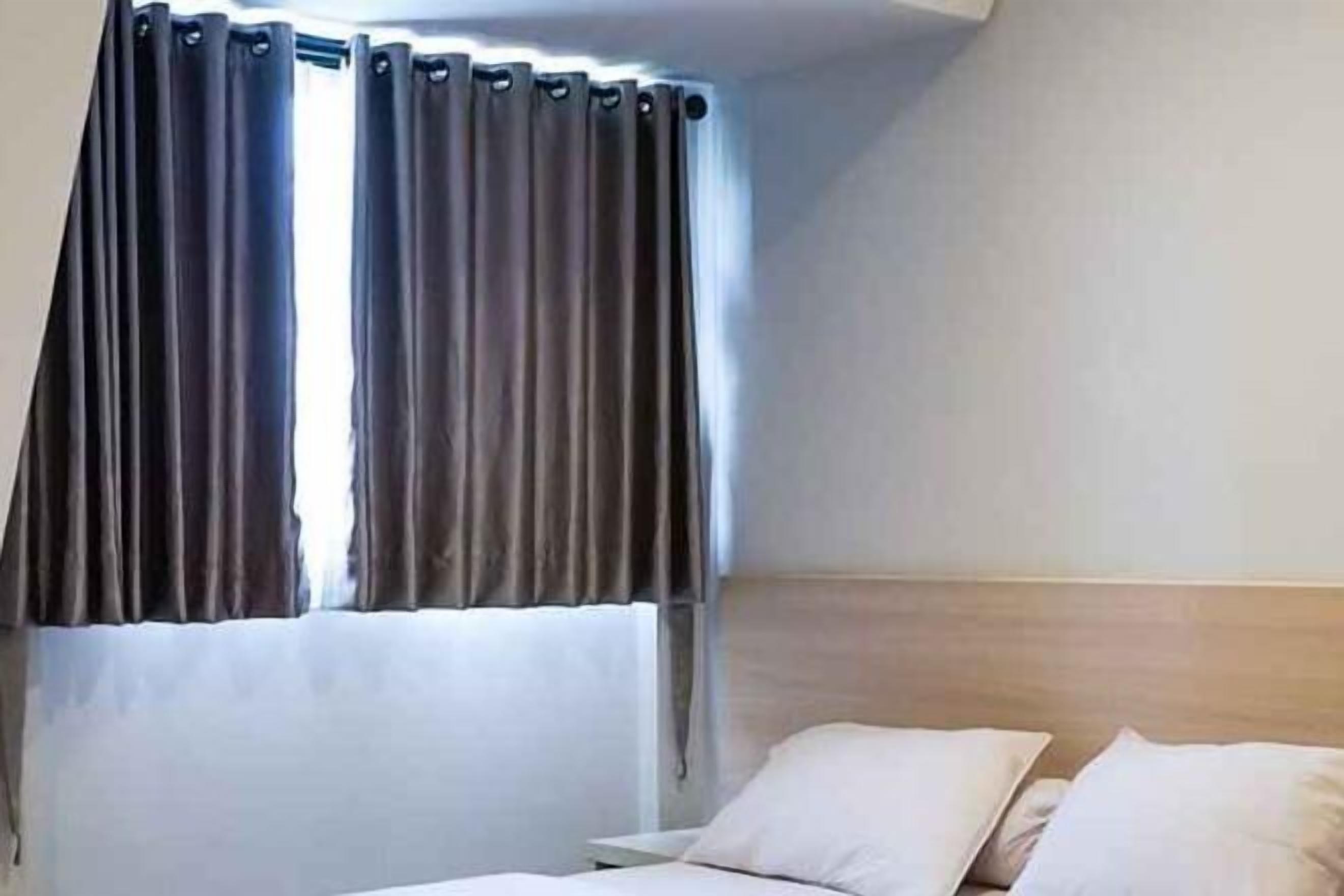 책상, 무료 WiFi, 침대 시트