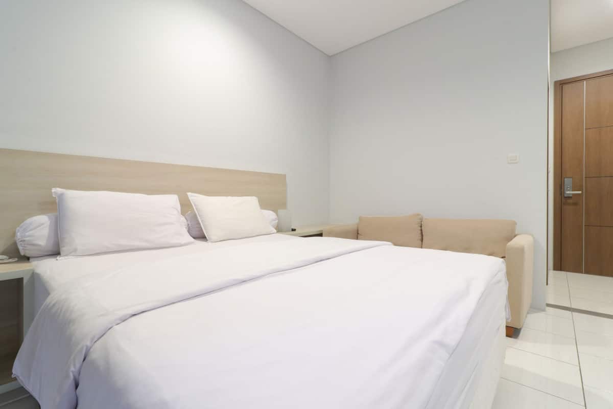 Bureau, Wi-Fi gratuit, draps fournis