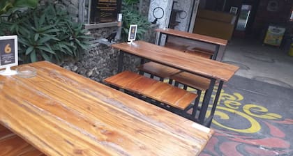 Ungu Nasional 2 Hotel