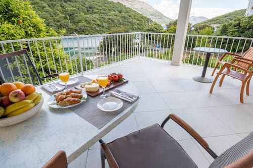 公寓 (Two-Bedroom Apartment with Sea View) | 外观