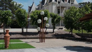 Piscine extérieure (ouverte en saison)