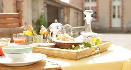 Cozy Gîte with Terrace, Bikes & WiFi - Near Thalassotherapy & Balneotherapy Destinations