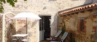 Cozy Gîte with Terrace, Bikes & WiFi - Near Thalassotherapy & Balneotherapy Destinations