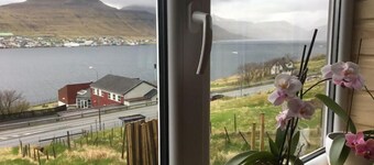 Fjord cottage