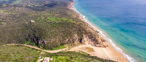Ubicación cercana a la playa