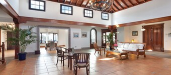 Holiday Home ‘Finca Bellavista’ with Sea View, Pool, Garden & Terraces