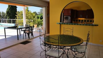 Restaurante al aire libre