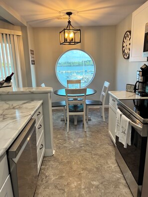 Fridge, microwave, oven, stovetop - Beautifully Decorated Condo with a waterfront view - 5 min from Jet Express! 

 (Port Clinton)