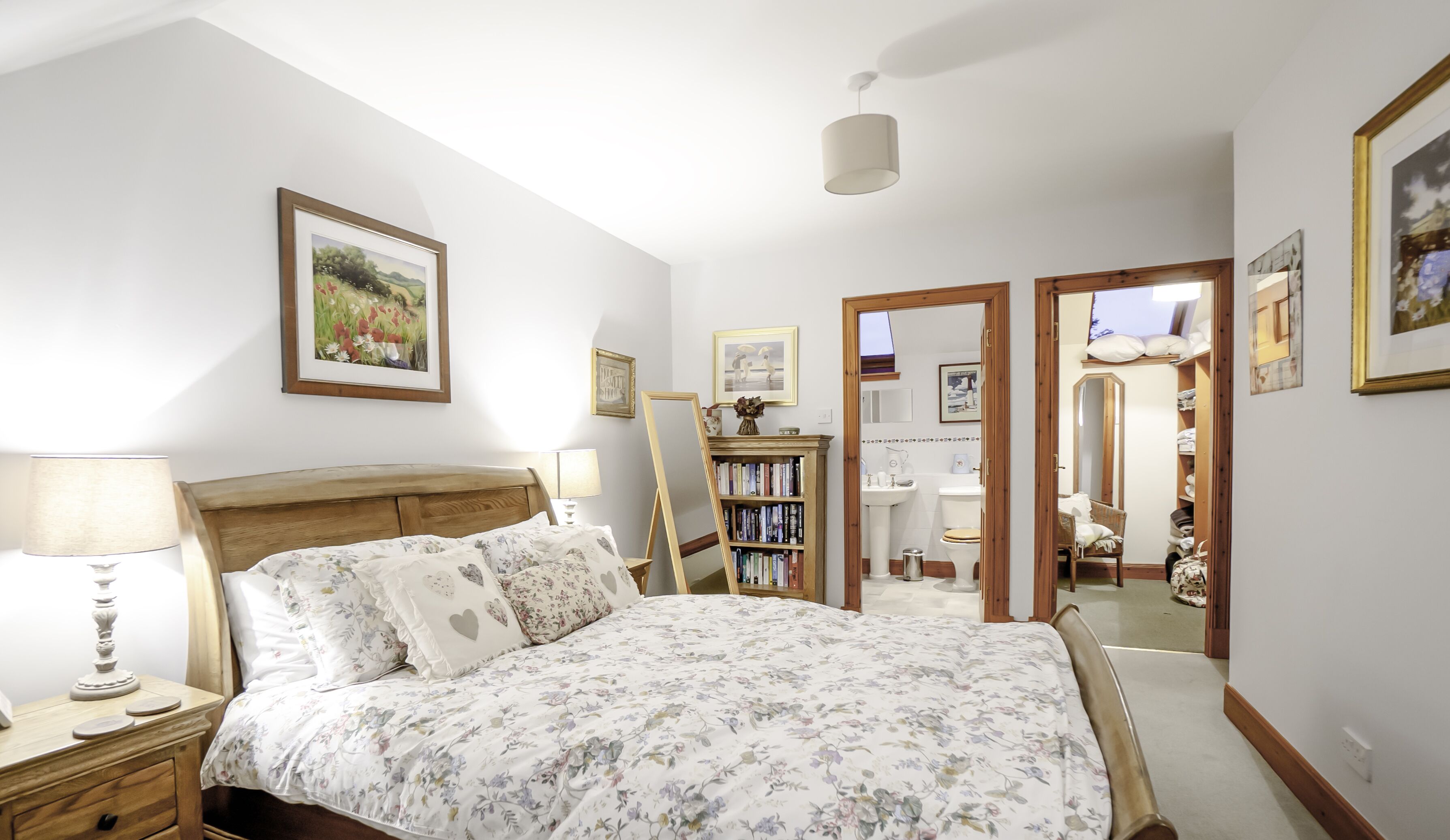 Family Cottage, Ensuite, City View | 3 bedrooms