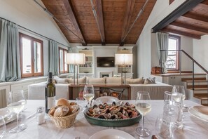 Apartment, 1 Schlafzimmer, Terrasse | Esszimmer