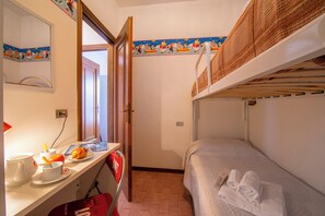 Familienapartment, Mehrere Schlafzimmer, Bergseite (Appartamento Secrel 11)