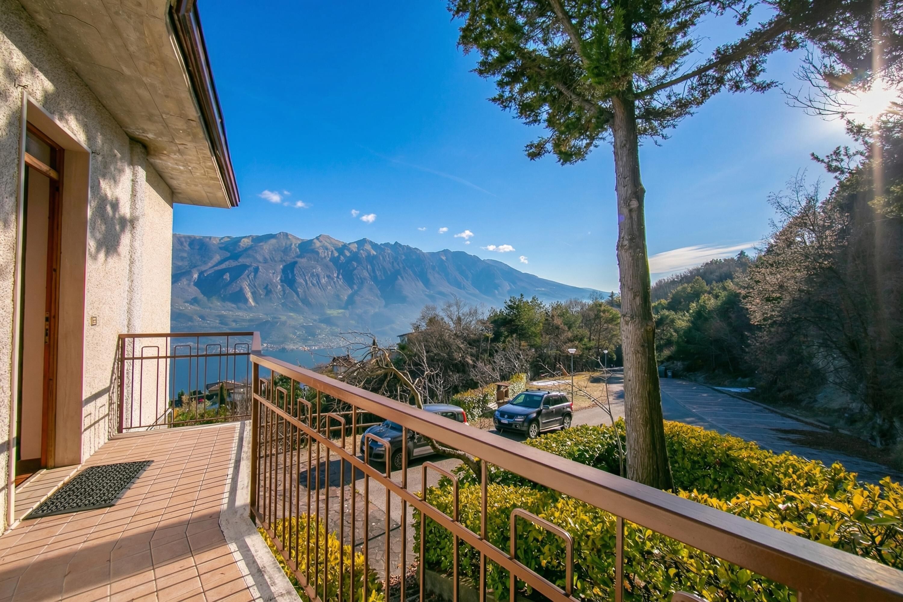 Family Apartment, Multiple Bedrooms, Mountainside (Appartamento Secrel 7) | Balcony