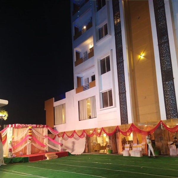 Hotel Abhinav Royal - Bhopal