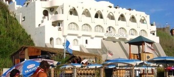 Two-room apartment, beachfront, floor 2 (Sunflower)