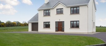 Boherbue Holiday Home