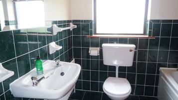 Douche, serviettes fournies