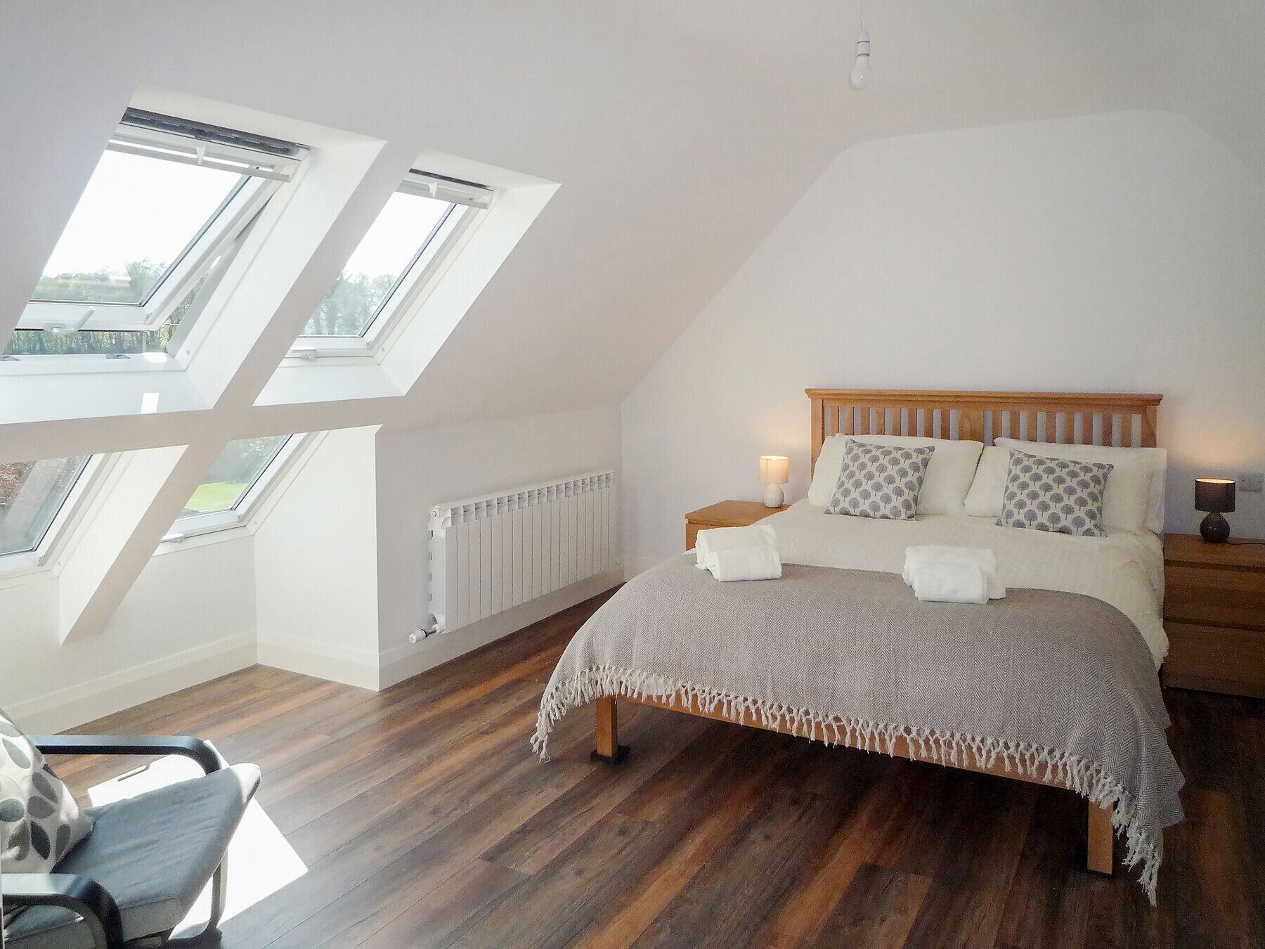 4 habitaciones y ropa de cama 