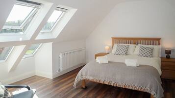 4 habitaciones y ropa de cama