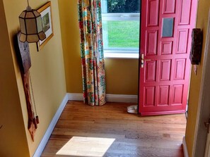 4 bedrooms, bed sheets - Firhouse Holiday Home Glengarriff (Glengarriff)