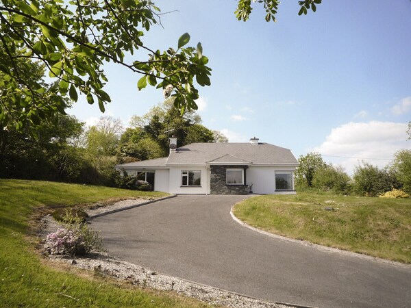 Madams Hill House Killarney - Killarney