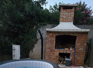 BBQ/picnic Area - Holiday Home Kim (Dubrovnik)