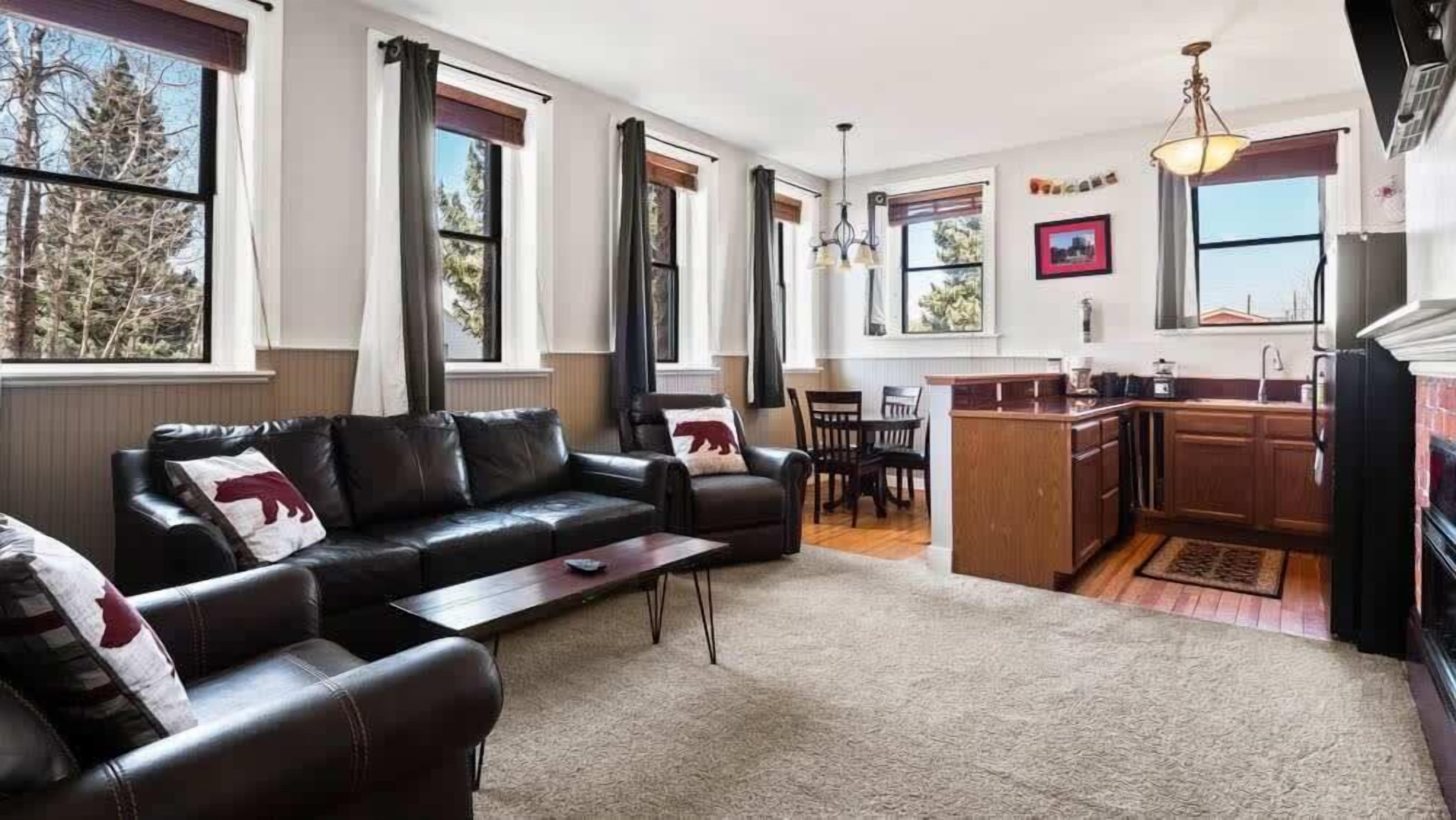 Télévision, cheminée, Netflix, services de streaming