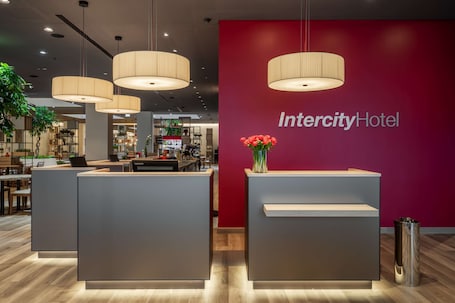 Lobby. IntercityHotel Budapest