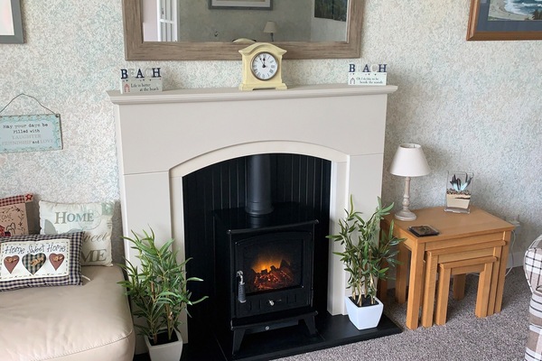 Family Cottage, Ensuite, Partial Sea View (Osborne Cottage) | Lounge