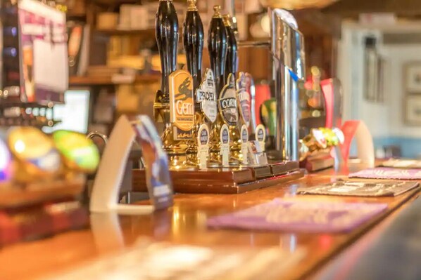 Bar (on property) - The Top House Inn (Helston)