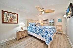 1 bedroom, iron/ironing board, WiFi, bed sheets - Bayside Villa 5236: Bayfront Views! (Captiva)