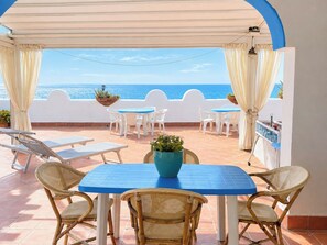 Unclassified image, 3 of 8, button - Studio, first sea line, large terrace (Ginestra) (Anzio)